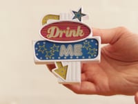 NEW Suck UK flashing drink me bottle topper by Until
